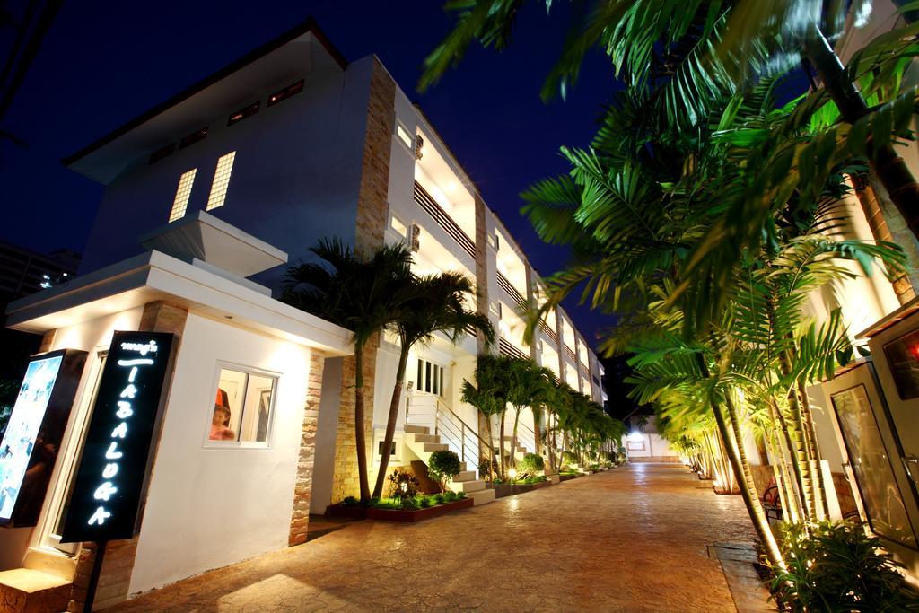 Hidden Palm Pool Villas Pattaya Exterior photo